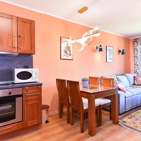 Cedar Iii - One Bdrm Flat B18 Апартаменты *