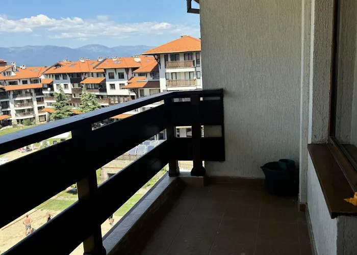 Cedar Iii - One Bdrm Flat B18 公寓